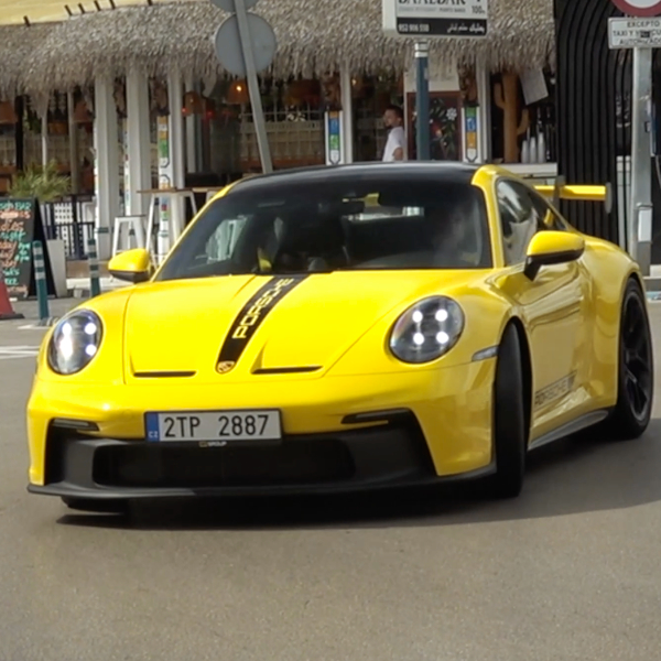 Porsche GT3 Yellow